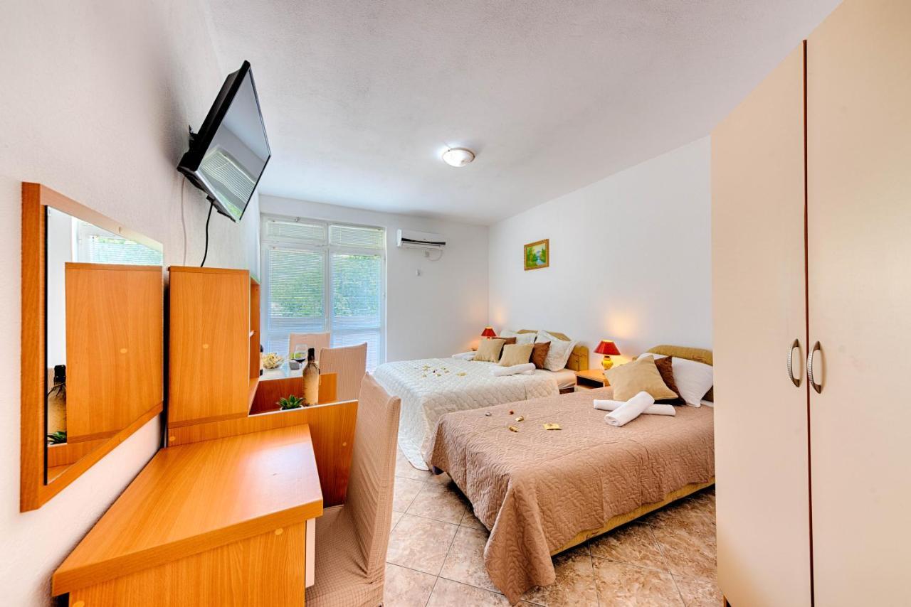 Hotel Dana Čanj Zewnętrze zdjęcie